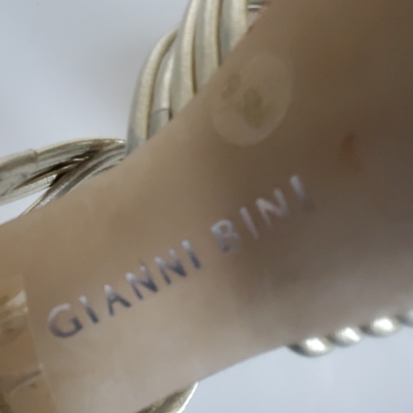 HP🎉Gianni Bini Gold Leather Strap Cork Heels 9.5 - Picture 7 of 8